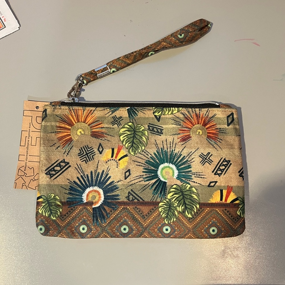 NWT Tropical Print Wristlet Pouch